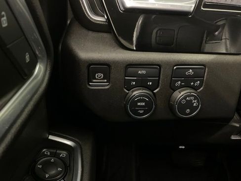 Used 2022 Chevrolet Silverado 1500 LT image 26