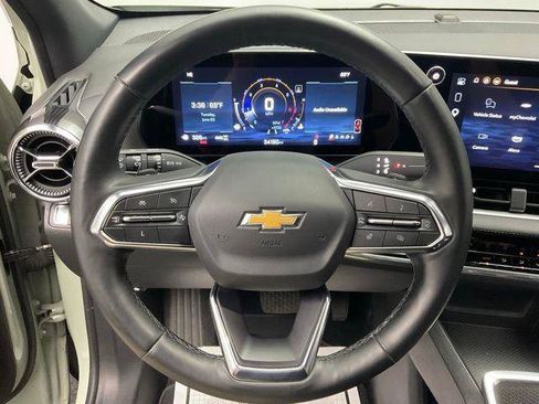 Certified 2025 Chevrolet Equinox LT AWD/4WD image 16