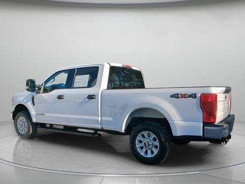 Certified 2022 Ford F250 XLT AWD/4WD image 19