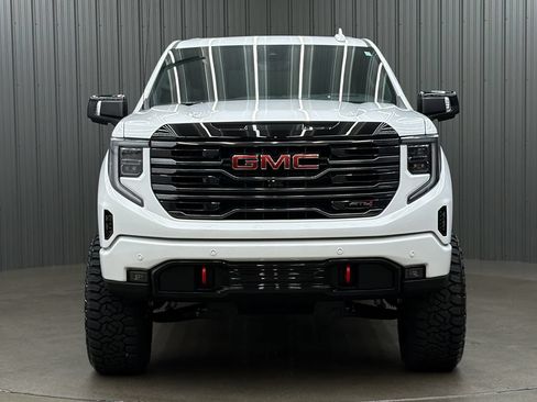 Used 2026 GMC Sierra 1500 AT4 w/ AT4 Premium Package AWD/4WD image 8