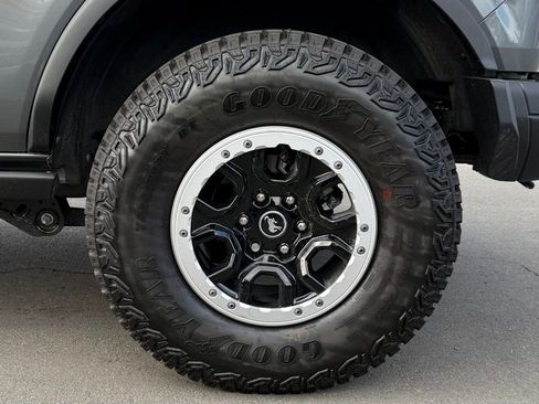 New 2026 Ford Bronco Badlands w/ Sasquatch Package AWD/4WD image 11