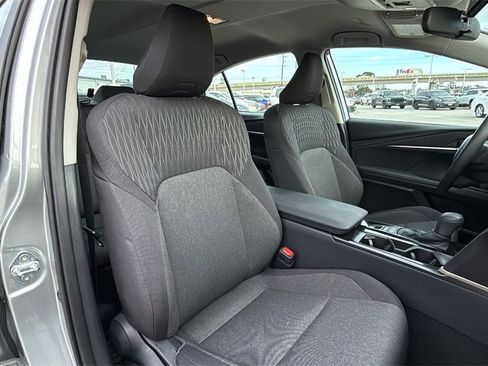 Certified 2025 Toyota Camry LE image 33