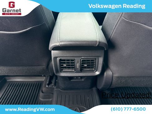 Used 2023 Toyota Venza LE AWD/4WD image 36