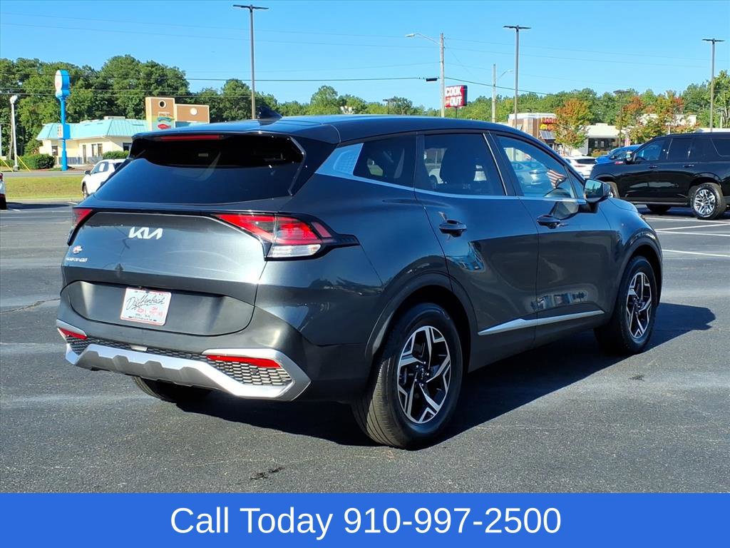 Used 2024 Kia Sportage LX FWD image 6