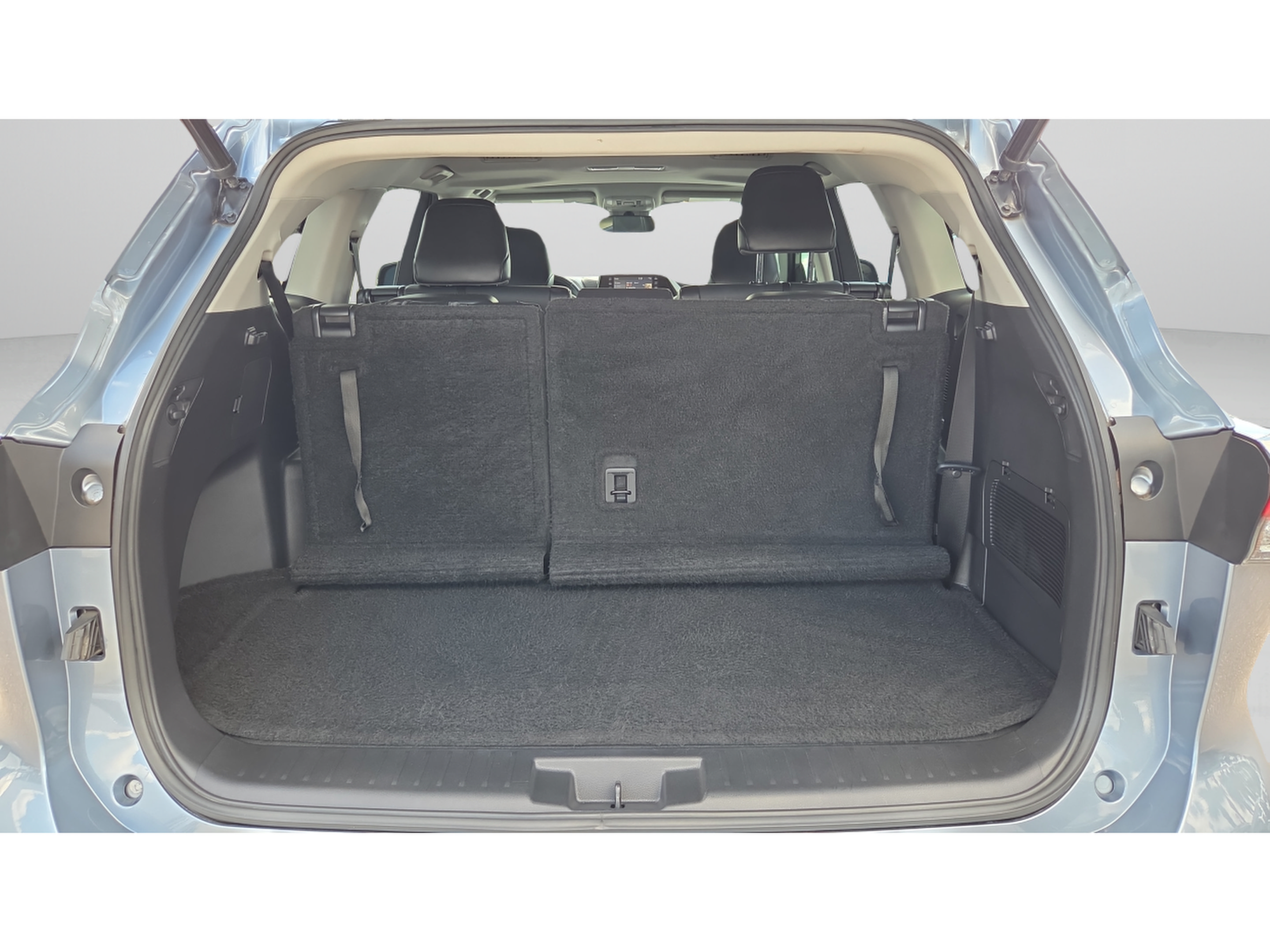 Certified 2021 Toyota Highlander XLE FWD image 9