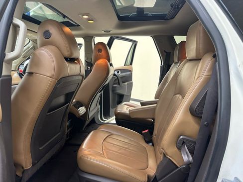 Used 2015 Buick Enclave Leather AWD/4WD image 31