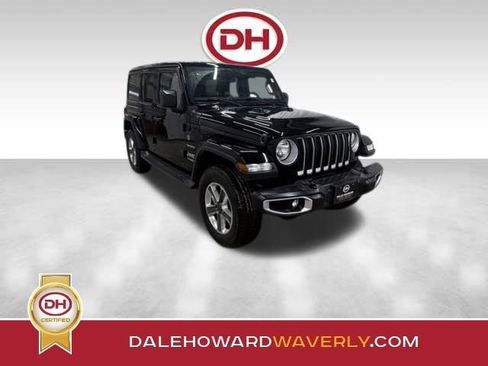 Used 2019 Jeep Wrangler Unlimited Sahara AWD/4WD image 1
