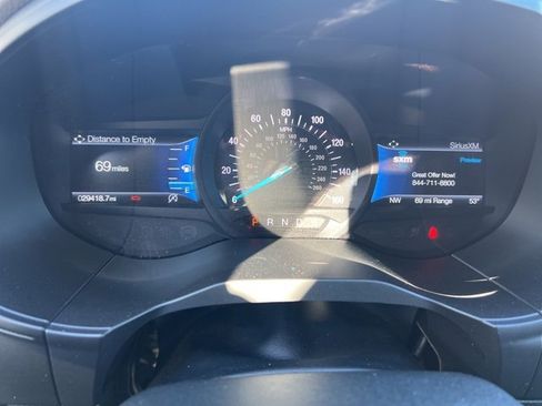 Used 2022 Ford Edge SEL image 25