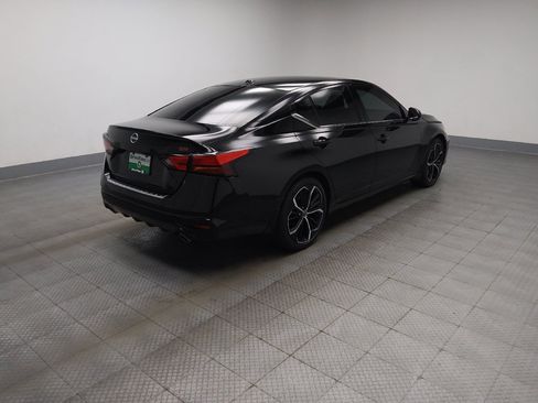 Used 2023 Nissan Altima 2.5 SR w/ SR Premium Package FWD image 10