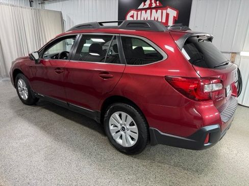 Used 2019 Subaru Outback 2.5i Premium AWD/4WD image 6
