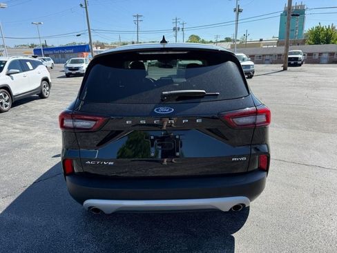 Certified 2025 Ford Escape Active AWD/4WD image 9