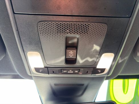 Used 2025 Honda CR-V Sport-L image 27