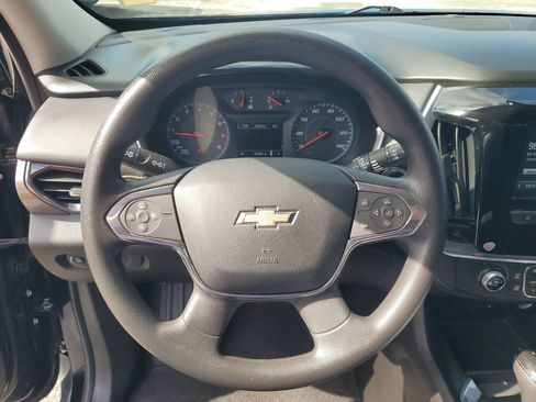 Used 2019 Chevrolet Traverse LS image 21