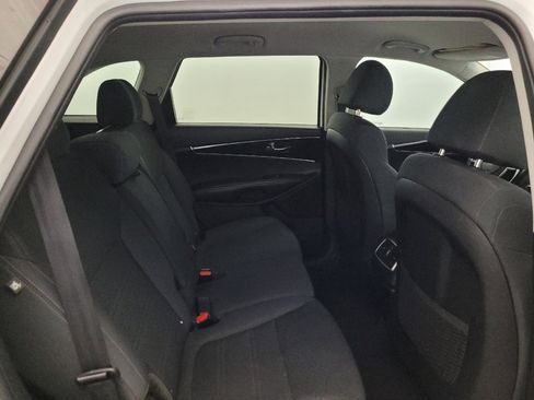 Used 2019 Kia Sorento S AWD/4WD image 19