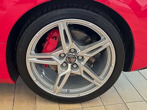 Used 2024 Chevrolet Corvette Stingray Coupe w/ 1LT RWD image 11