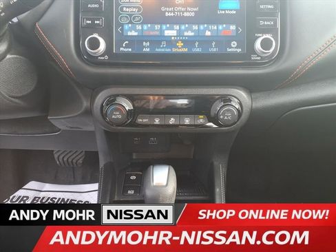 Used 2024 Nissan Kicks SR image 17