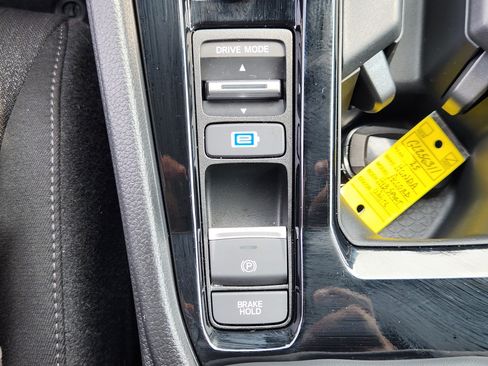 Certified 2025 Honda Accord Sport image 22