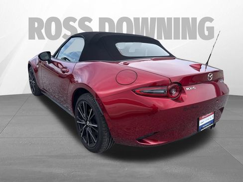 Used 2025 MAZDA MX-5 Miata Grand Touring RWD image 11