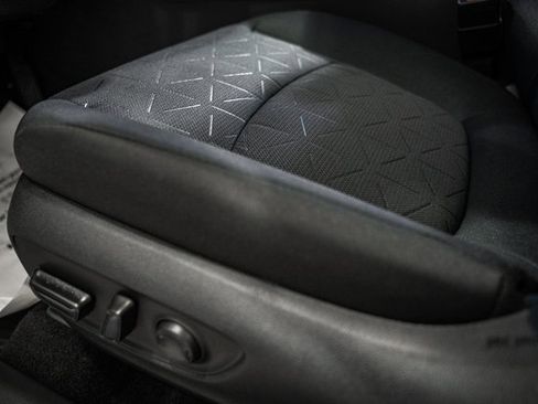 New 2025 Toyota RAV4 XLE image 22