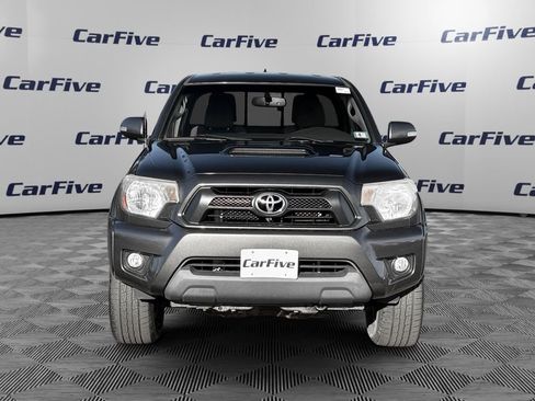 Used 2012 Toyota Tacoma 4x4 Access Cab V6 w/ TRD Sport Pkg image 9