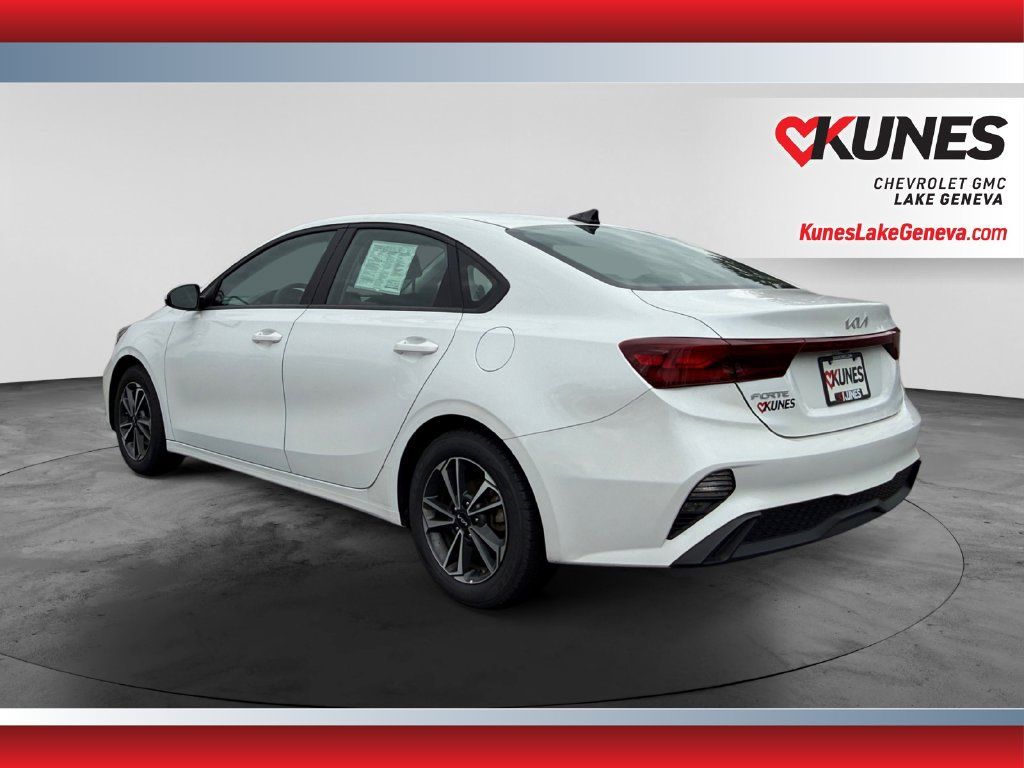 Used 2024 Kia Forte LXS FWD image 6