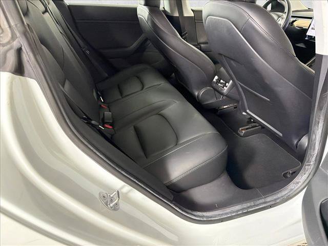 Used 2020 Tesla Model 3 Performance AWD/4WD image 17