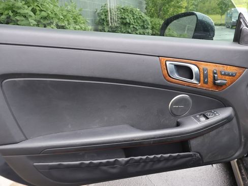 Used 2015 Mercedes-Benz SLK 250 image 14
