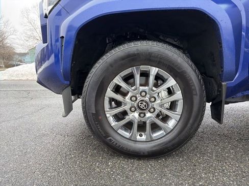 Used 2025 Toyota Tacoma Limited image 26