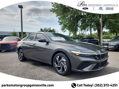 New 2025 Hyundai Elantra SEL w/ Cargo Package