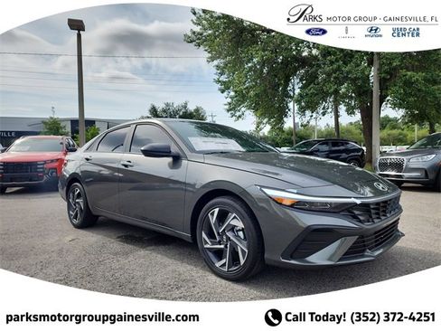 New 2025 Hyundai Elantra SEL w/ Cargo Package image 1