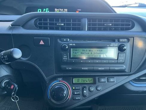 Used 2013 Toyota Prius C Two FWD image 19
