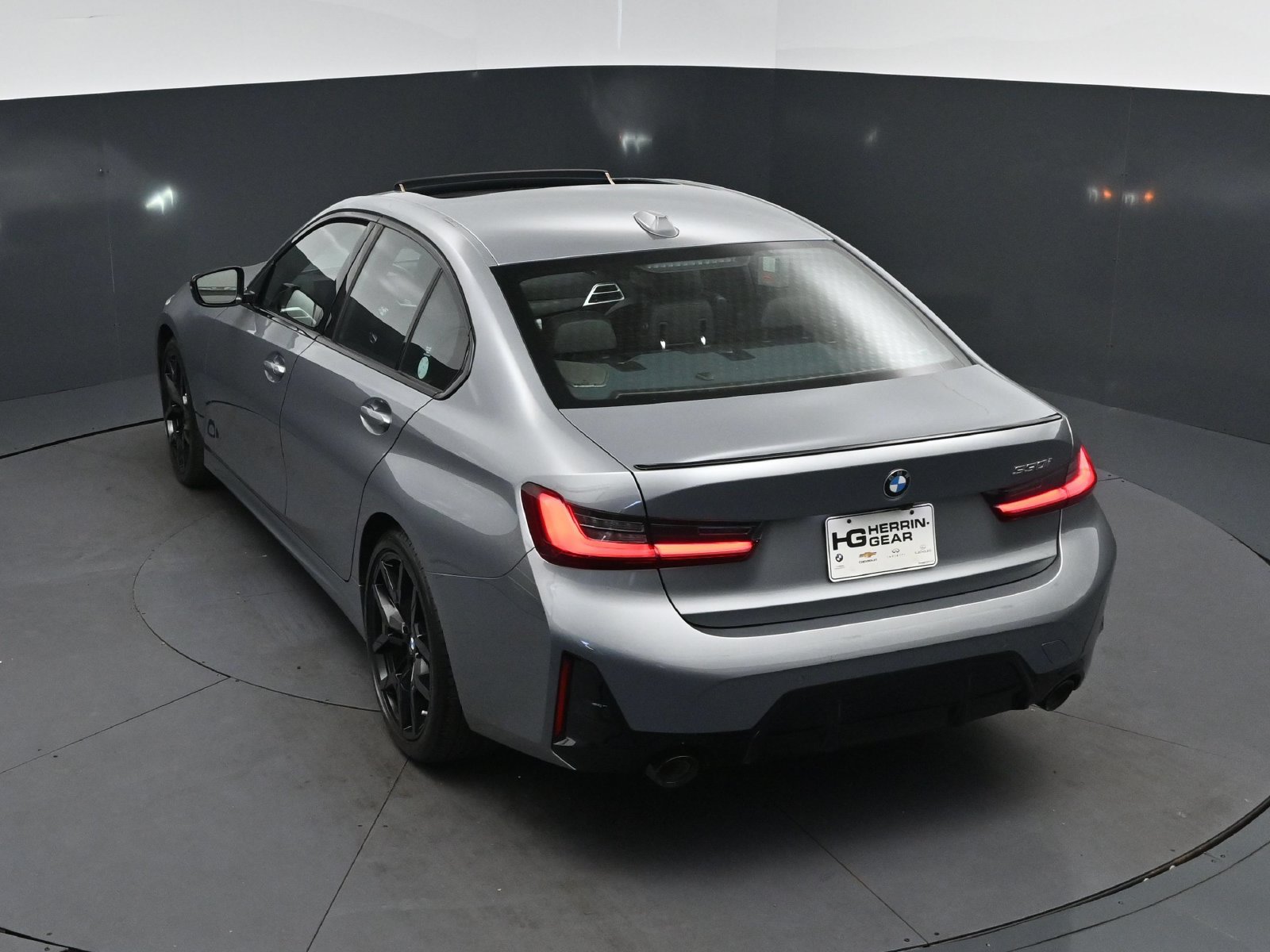 Certified 2026 BMW 330i Sedan w/ M Sport Package RWD image 34
