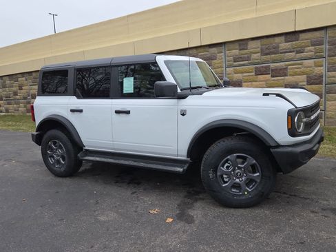 New 2025 Ford Bronco Big Bend image 3
