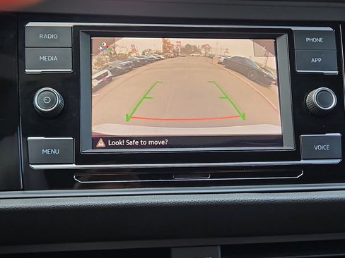 Used 2023 Volkswagen Jetta Sport image 23