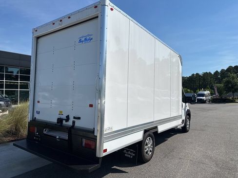 Used 2025 RAM ProMaster 3500 w/ Quick Order Package 22G SLT FWD image 9