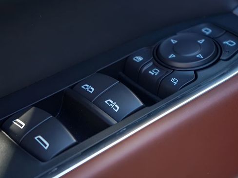 New 2026 GMC Sierra 3500 Denali Ultimate image 17