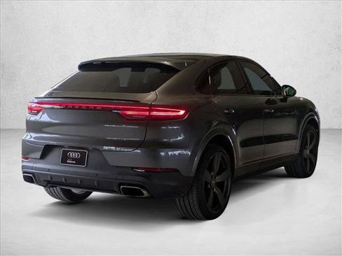 Used 2021 Porsche Cayenne Coupe image 5