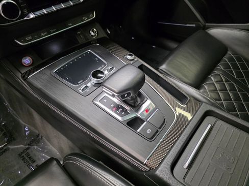 Used 2020 Audi SQ5 Premium Plus w/ Premium Plus Package image 27