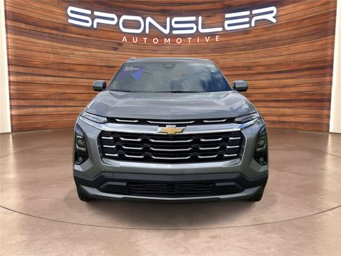 Used 2026 Chevrolet Equinox LT w/ Convenience Package II FWD image 10