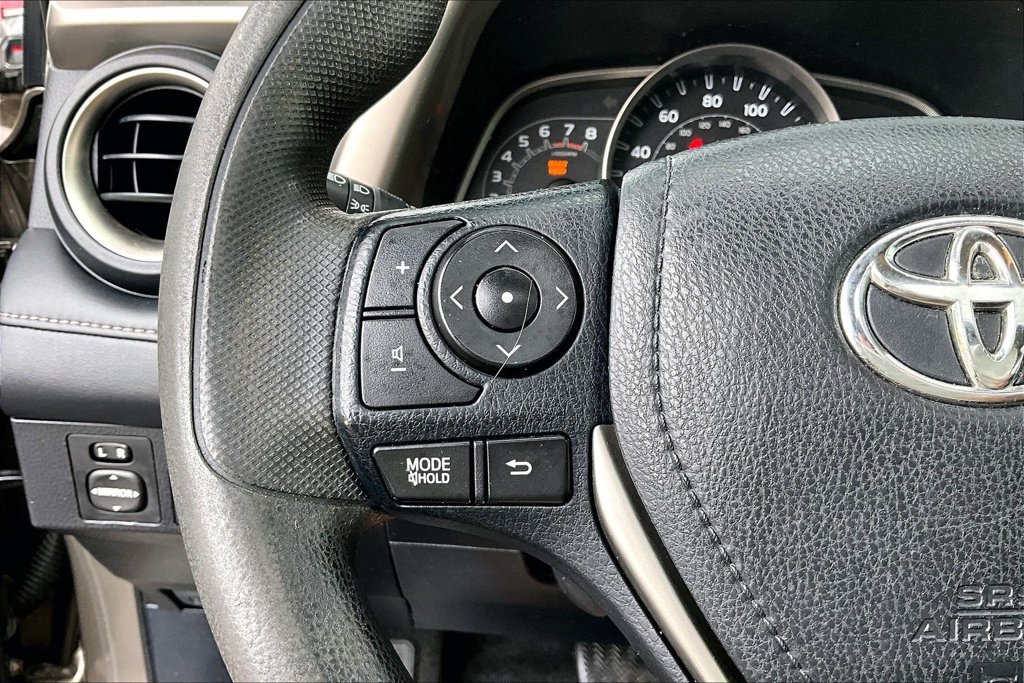 Used 2015 Toyota RAV4 XLE FWD image 11