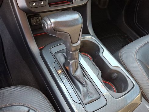 Used 2021 GMC Canyon AT4 image 15