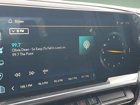 Used 2022 Chevrolet Silverado 1500 LT image 28