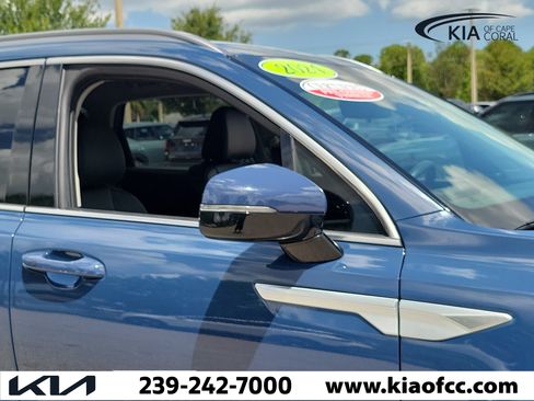 Certified 2024 Kia Sorento S FWD image 8