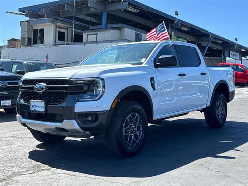 Used 2025 Ford Ranger XLT w/ FX4 Off-Road Package AWD/4WD image 4