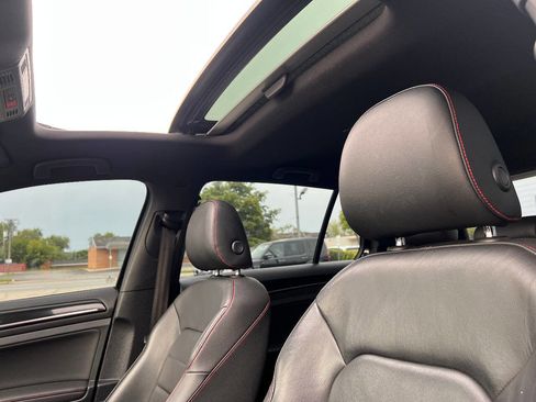 Used 2016 Volkswagen GTI SE w/ Lighting Package (SEL) image 17