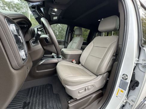 Used 2023 GMC Sierra 2500 SLT w/ SLT Premium Package image 5