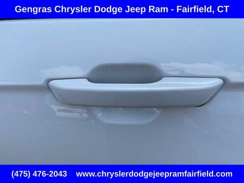 Certified 2023 Jeep Grand Cherokee Laredo w/ Luxury Tech Group I AWD/4WD image 36