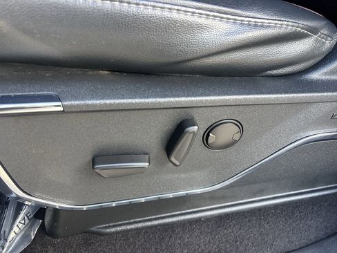 Certified 2023 Ford F150 Lariat w/ Trailer Tow Package image 13