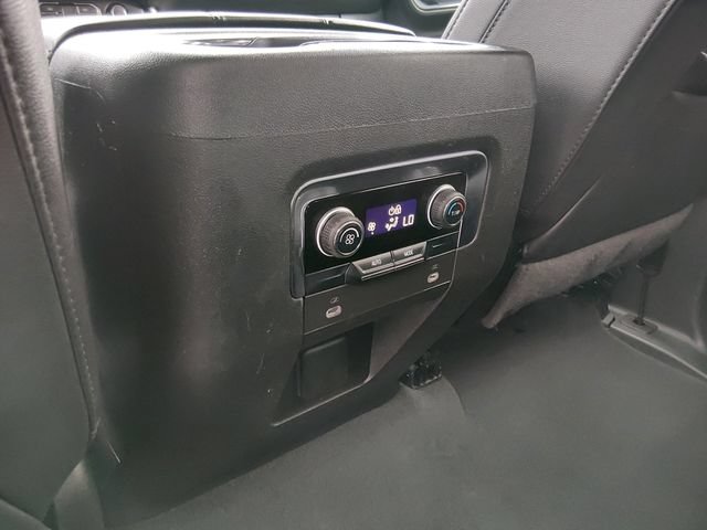 Used 2024 Chevrolet Suburban LT AWD/4WD image 12