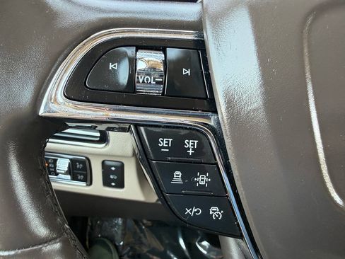 Used 2022 Lincoln Navigator Reserve AWD/4WD image 40